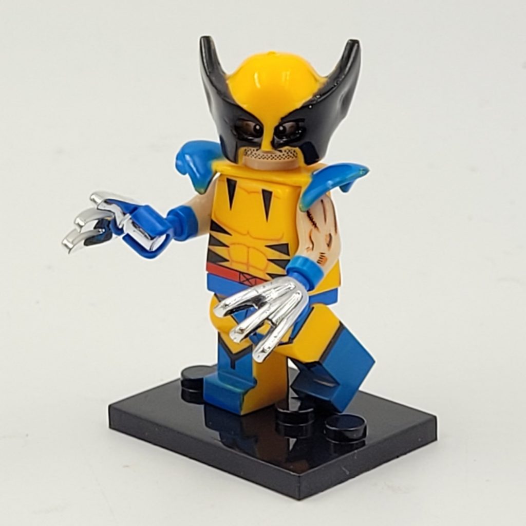 Wolverine Blocking Wolverine (Chrome) Minifigure Building Block - Xpress Collectables ...