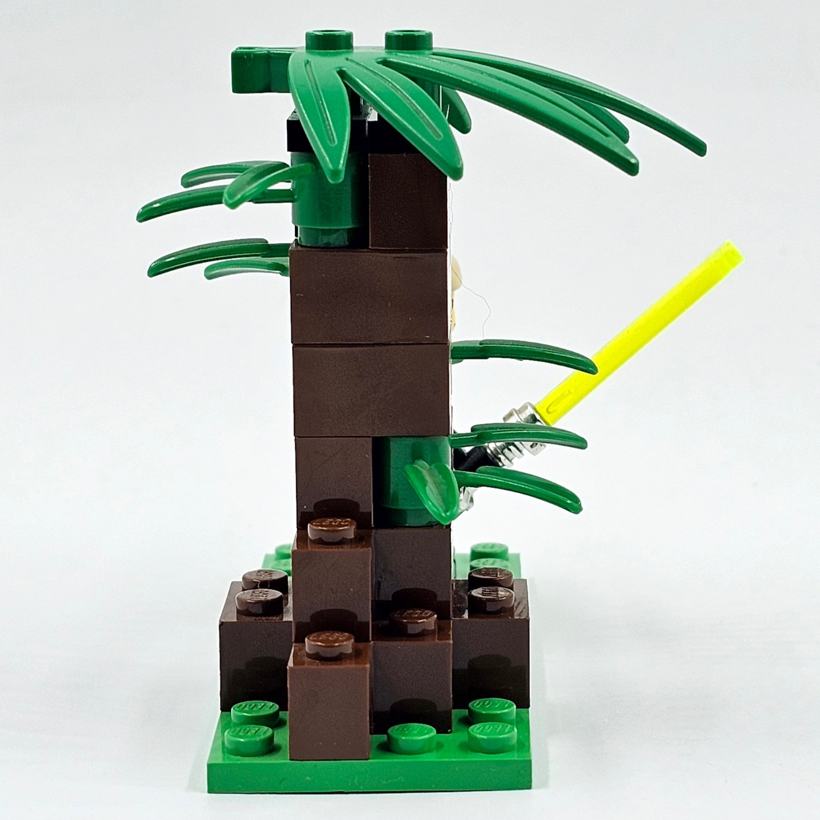 Star Wars Loose Lego 7128 Luke Skywalker & Tree Only (Speeder Bikes) Gallery Image 3