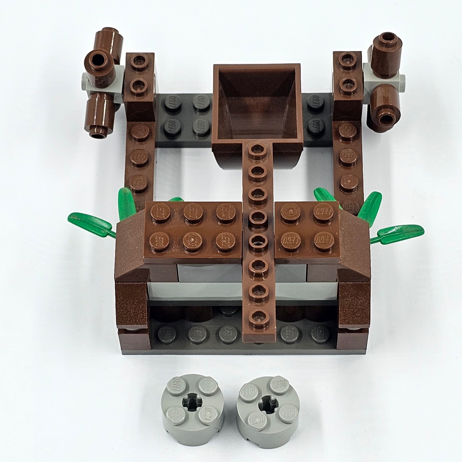 Star Wars Loose Lego 7139 Ewok and Catapult only (Ewok Attack) Gallery Image 8