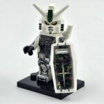 MG AAPE RX-78-2 Gundam (Green Camouflage) Minifigure Building Block